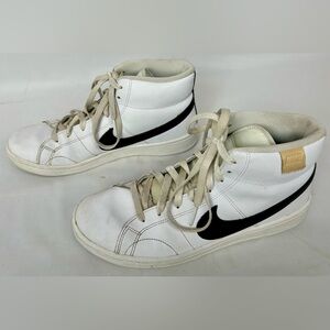 White/Black Nike Court Royale CQ9179-100 Athletic Sneakers M8.5